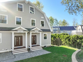671 Boylston St Unit 671, Newton, MA 02459