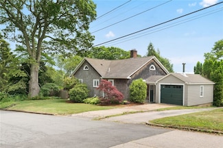 80 Highland Ave, Wakefield, RI 02879