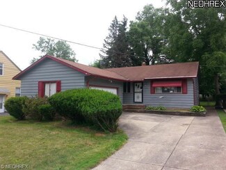 23102 Mccann St, Cleveland, OH 44128