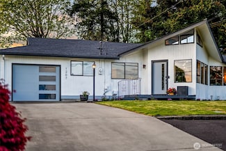 1207 Browns Point Blvd NE, Tacoma, WA 98422