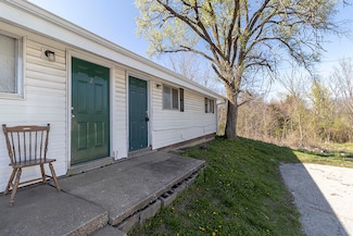 705 W Cunningham Dr Unit 2, Columbia, MO 65202