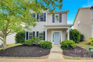 10938 Shelly Renee Dr, Cornelius, NC 28031