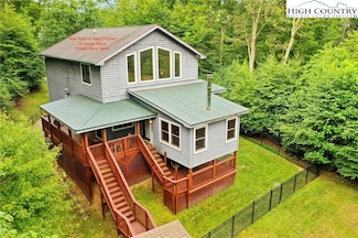103 Treetop Ln, Banner Elk, NC 28604