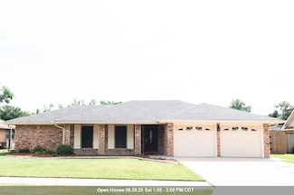 107 Piping Rock Dr, Houma, LA 70363
