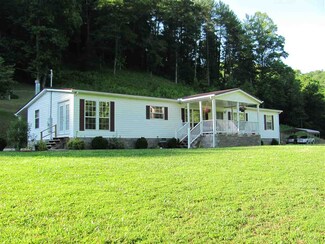 93 Nine Mile Creek, Midkiff, WV 25540
