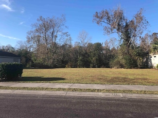 907 Shipmaster Ave, Myrtle Beach, SC 29579