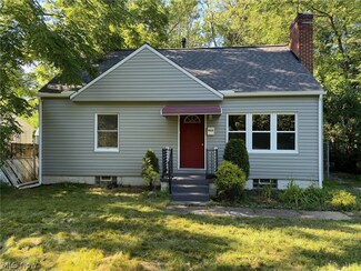 933 Bellevue Ave, Akron, OH 44320