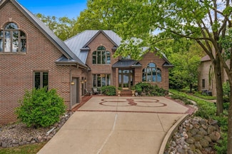 36082 N Beach Rd, Oconomowoc, WI 53066