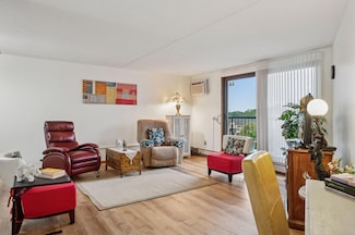 2601 Kenzie Terrace Unit 402, Saint Anthony, MN 55418