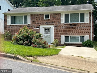 5729 Nevada St, Berwyn Heights, MD 20740