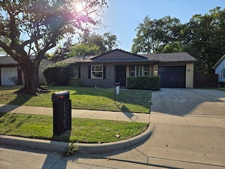 1526 Daniel Dr, Arlington, TX 76010