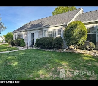 655 Yale Way Unit A, Monroe Township, NJ 08831