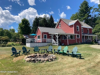 326 Harvey Rd, Johnsburg, NY 12843