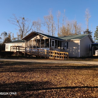 2747 State Correctional Rd, Marianna, FL 32448