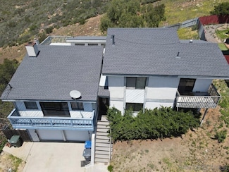 9802 Eucalyptus St, Spring Valley, CA 91977