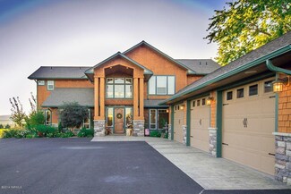 1292 Deeringhoff Rd, Moxee, WA 98936