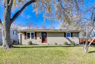 222 Harrison St, Carpentersville, IL 60110