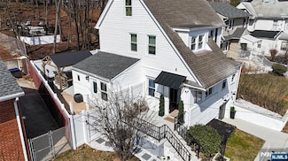 369 Dewolf Place, Hackensack, NJ 07601