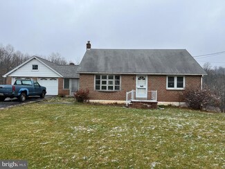 38 Sunset Hill Rd, Boyertown, PA 19512