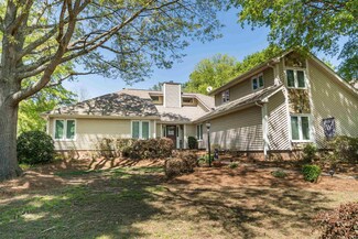 995 Shoresbrook Rd, Spartanburg, SC 29301