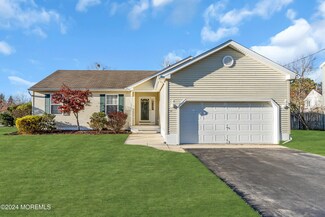 1092 Seashell Ave, Manahawkin, NJ 08050