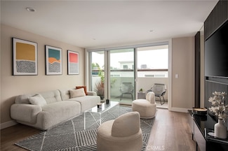 380 Cordova St Unit 305, Pasadena, CA 91101