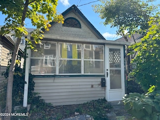 114 Delaware Ave Unit AVE 1/2, Ocean Grove, NJ 07756