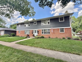 707 North St Unit D, Geneva, IL 60134
