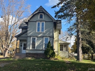 112 Prospect St, Canastota, NY 13032