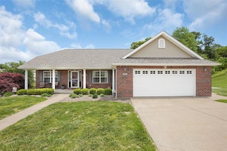 712 Sunset Ln, New Haven, MO 63068