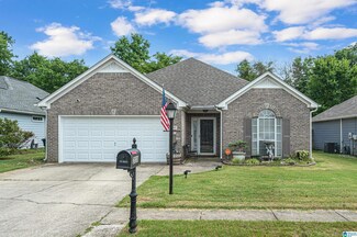 2038 Edgewood Dr, Moody, AL 35004