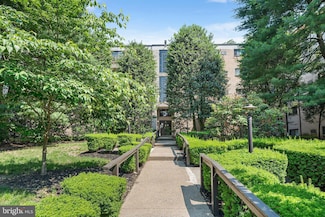 400 Glendale Rd Unit H-30, Havertown, PA 19083