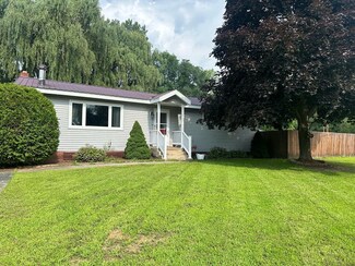 19 Westland Ave, Morrisonville, NY 12962