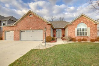 608 Silver Lake Ct, Savoy, IL 61874