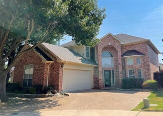 3913 Azure Ln, Addison, TX 75001