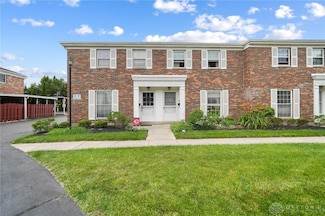 825 Clareridge Ln Unit 825, Dayton, OH 45458