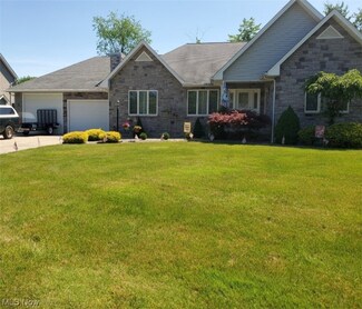 667 Cedar Dr, Cortland, OH 44410