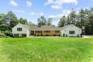 193 Stoner Dr, West Hartford, CT 06107