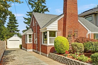3908 W Dravus St, Seattle, WA 98199