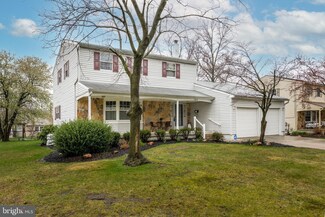 123 Swedes Run Dr, Delran, NJ 08075