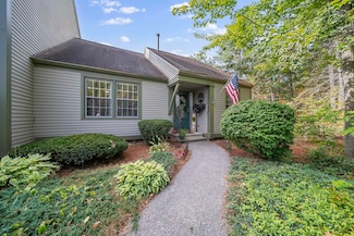 1465 Hooksett Rd Unit 305, Hooksett, NH 03106