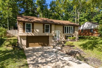 25 Timberwood Ln, Springboro, OH 45066