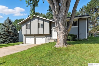 1708 S 162nd St, Omaha, NE 68130