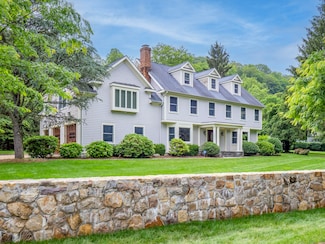 565 Danbury Rd, Wilton, CT 06897