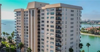 5220 Brittany Dr S Unit 202, Saint Petersburg, FL 33715