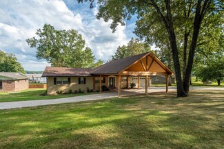 213 Gregory Dr, Hot Springs National Park, AR 71913