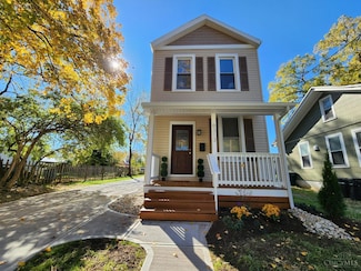 6313 Sierra St, Cincinnati, OH 45227