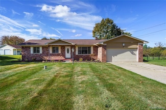 10030 Shadybrook Ln, Grand Blanc, MI 48439