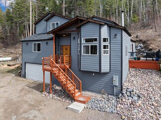 682 Latigo Ln, Bigfork, MT 59911