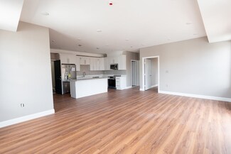 13 Nahant St Unit 2A, Lynn, MA 01902